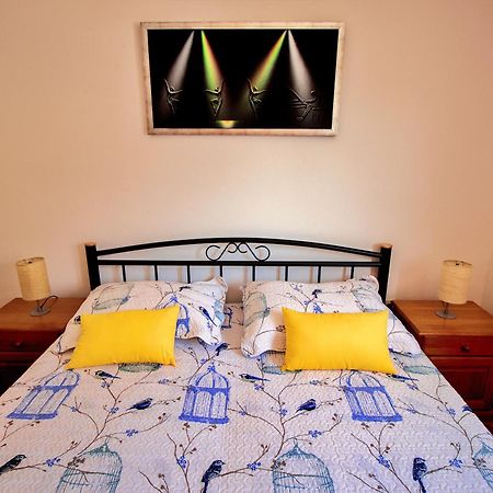 Sandy Beach Apartments ดูเช ห้อง รูปภาพ