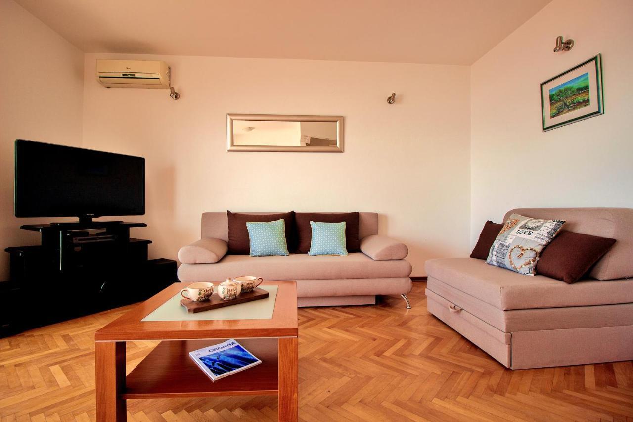 Sandy Beach Apartments ดูเช ภายนอก รูปภาพ